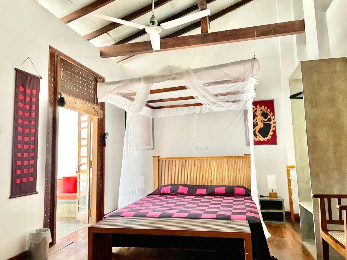 Isana Beach House Tangalle Exterior foto