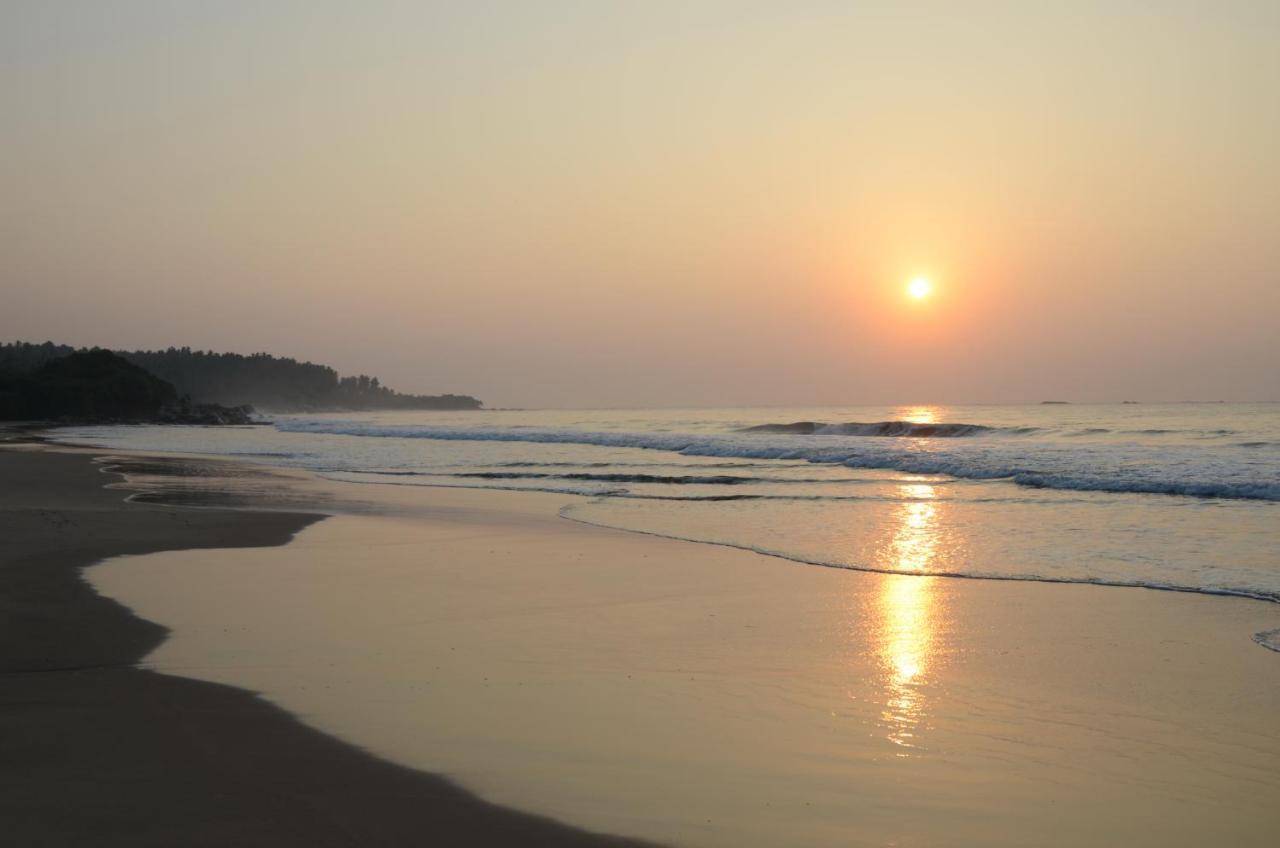 Isana Beach House Tangalle Exterior foto